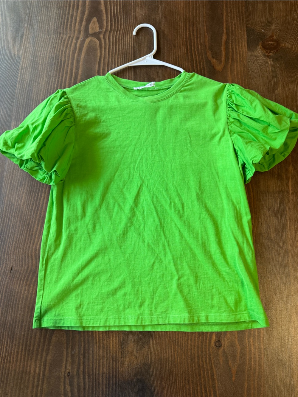 Colorful Women’s Zara Puff Sleeve Tee
